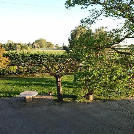 Les Prairies Mas Roux Country house *